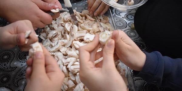 بازارچه خیریه (۴)